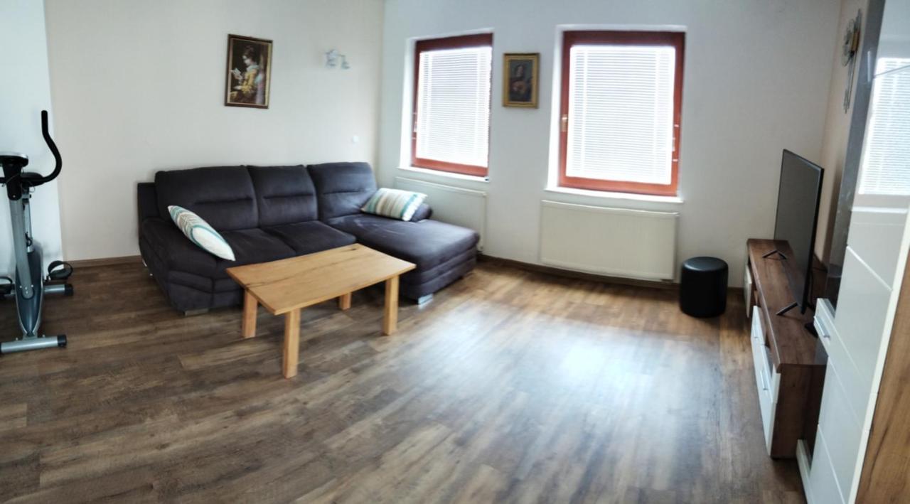 Apartma Julia Spodnje Gorje Esterno foto
